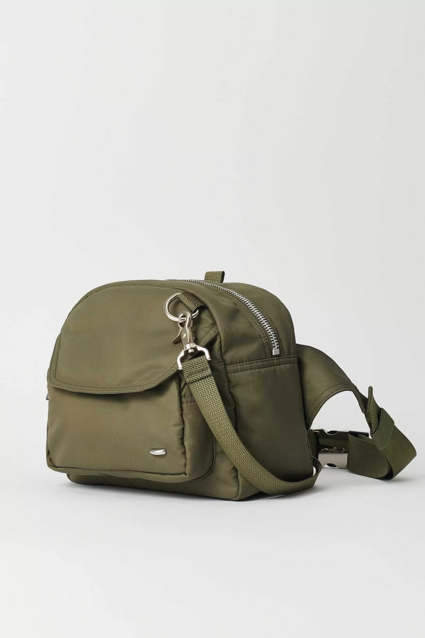 Pasar | Our Legacy Volta Frontpack Tactician Olive